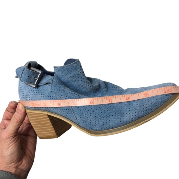 Gianni Fermani Suede Perforated Bootie Sz 9 9.5 Blue Heeled Casual Moto Buckle - Picture 10 of 16